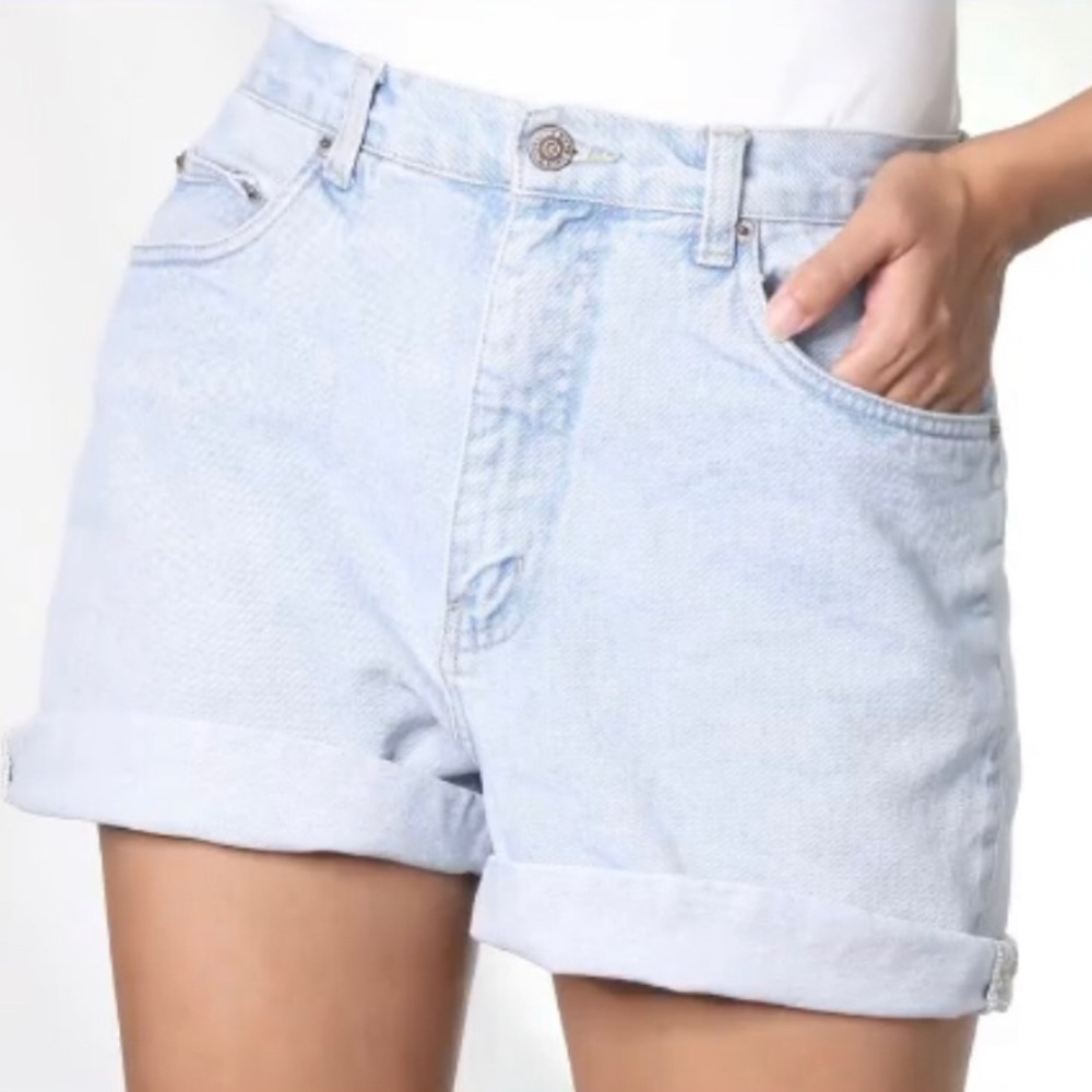 Halston Jeanswear Mom Shorts